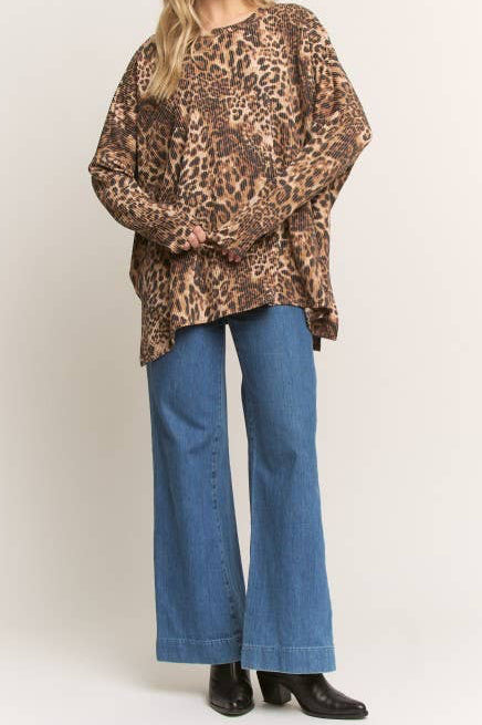 Oversized Leopard Ribbed Tunic Top