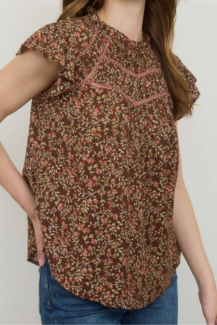 FLORAL LACE YOKE TRIM RUFFLE DETAIL SHORT SLEEVE TOP