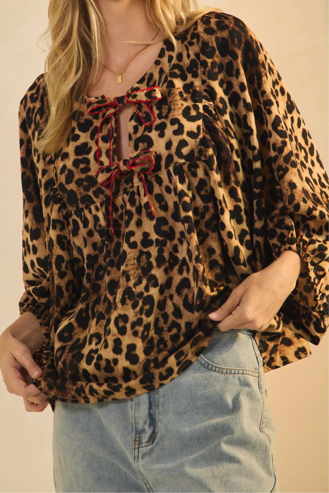 Leopard Printed Puff Sleeve Blouse