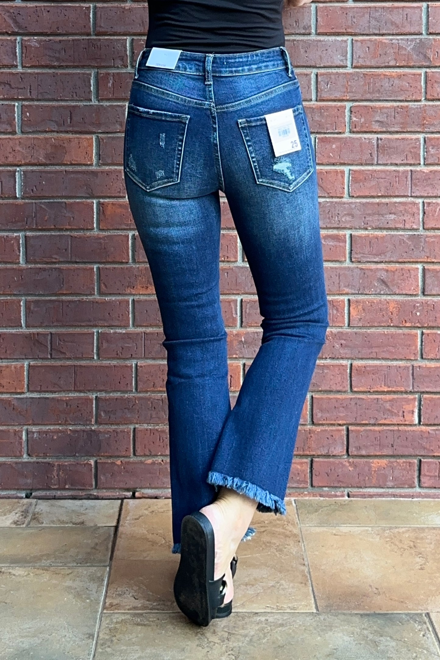 High Rise Straight Frayed Hem Cropped Jeans