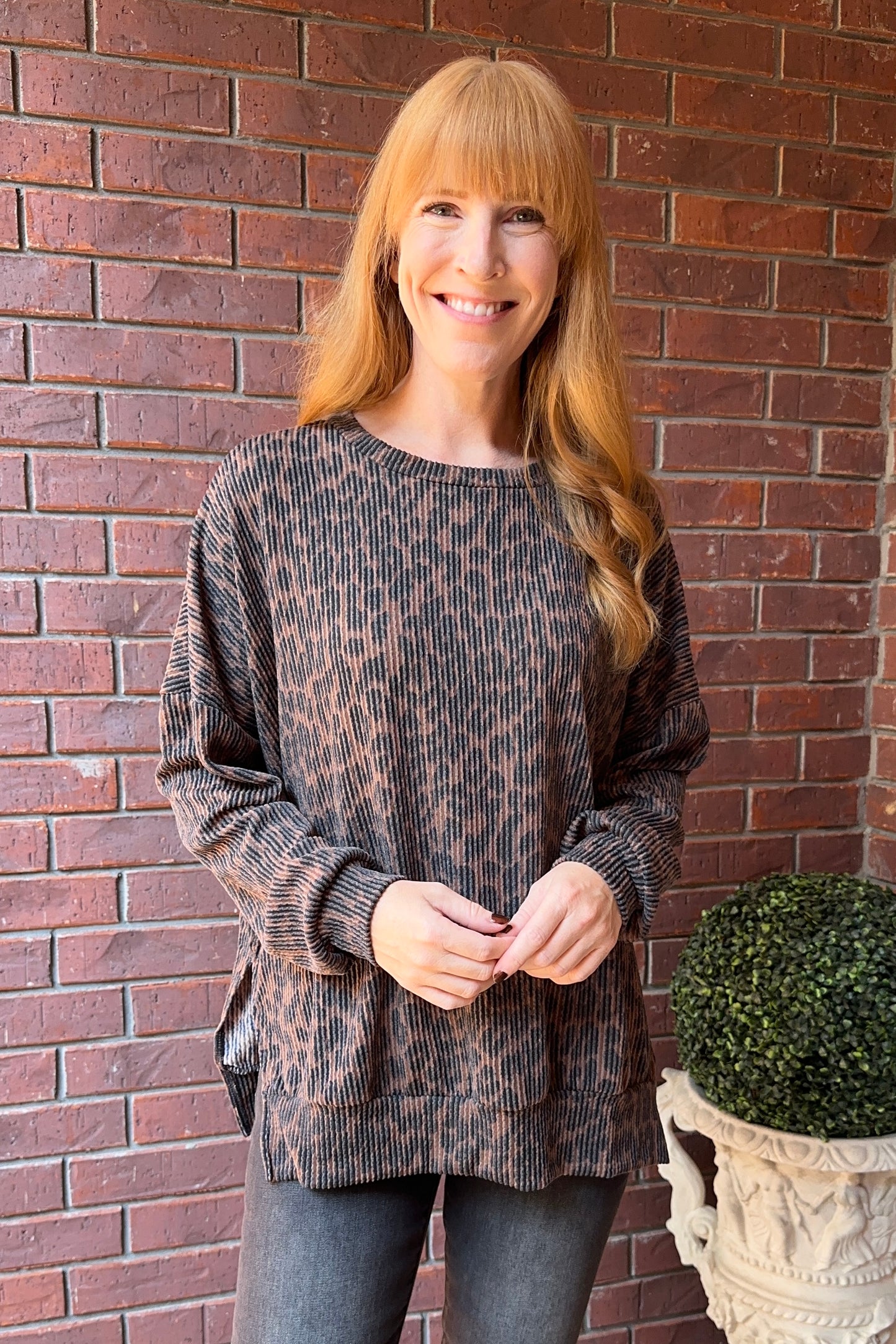 Long Sleeve Side Split Ribbed Leopard Top