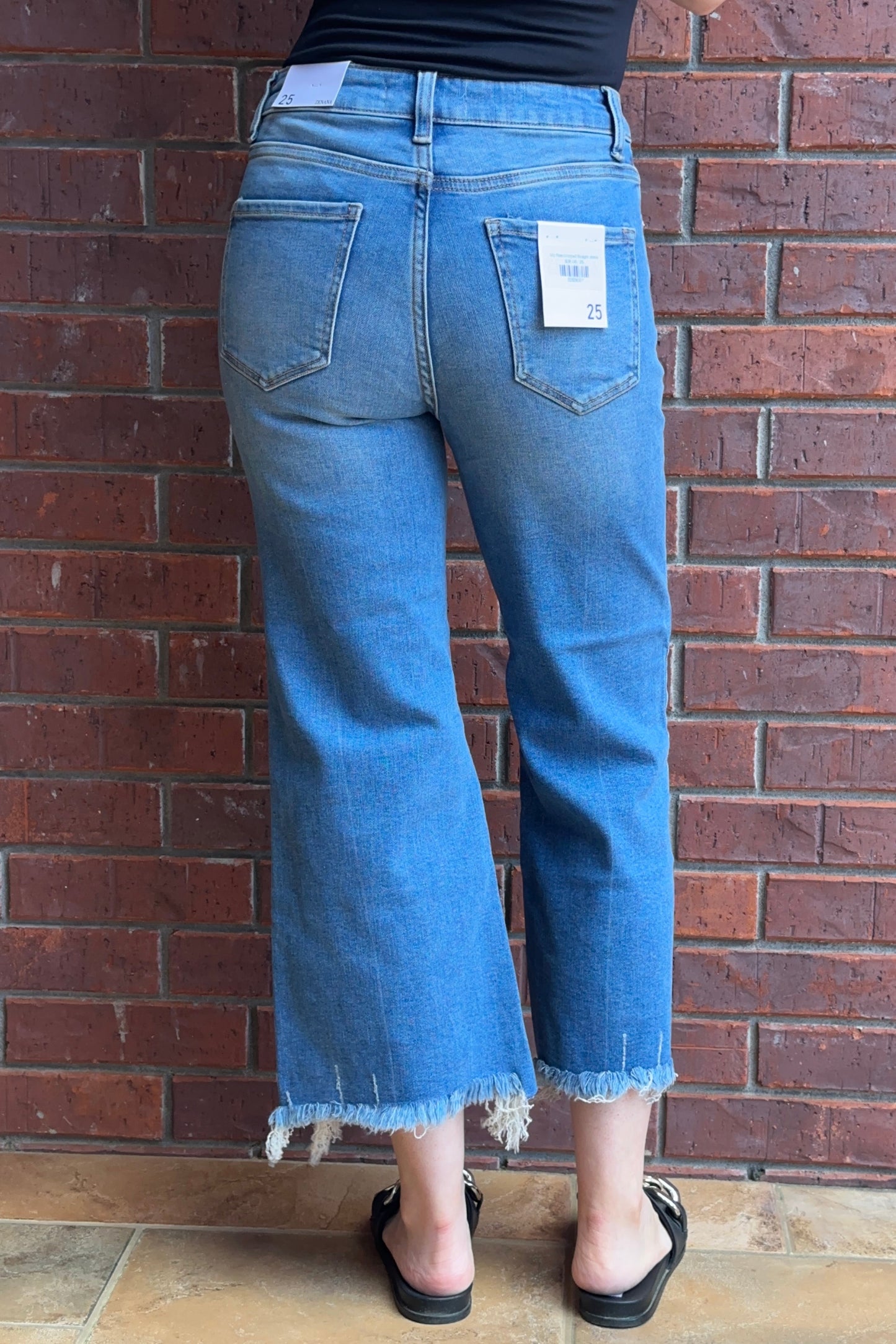 Wide Straight Leg Raw Hem Crop Jeans
