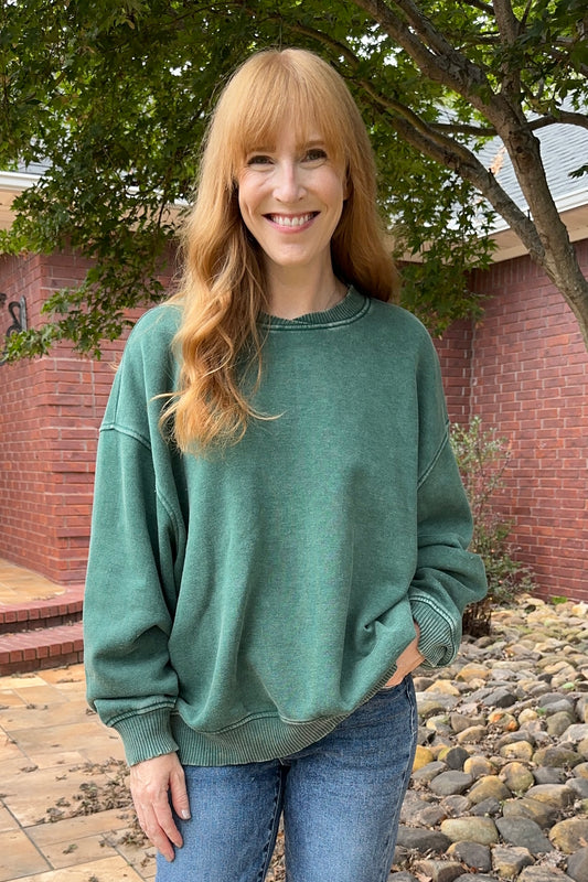 Oversized Pullover Sweatshirt