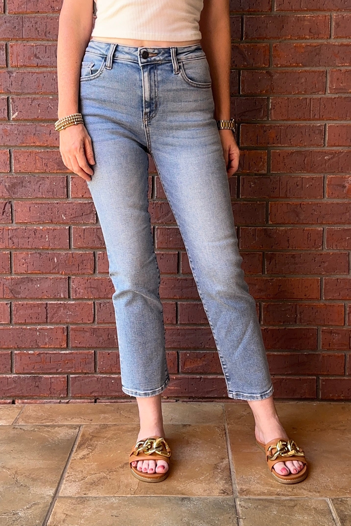 Classic Slim Straight Crop